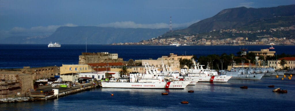 Tragedia al largo di Lampedusa Stretto di Messina Ultima Voce