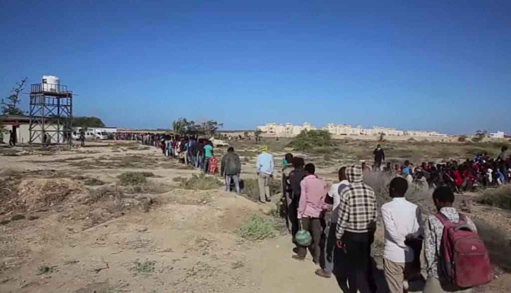 Migranti e cambiamenti climatici migranti possono risolvere la crisi climatica l-indifferenza-dell-ue-per-l-agonia-dei-migranti-nellinferno-libia