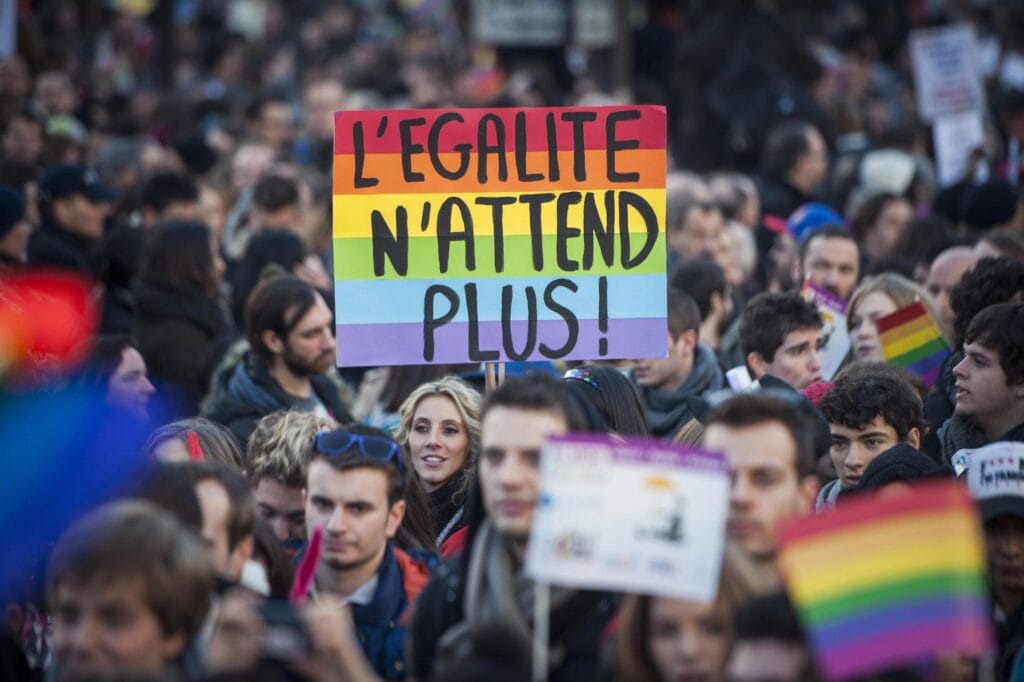 La Francia stanzia un fondo per la comunità LGBTQIA+