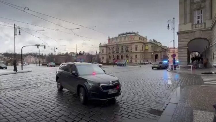 Sparatoria nell'università al centro di Praga