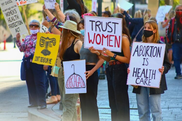 USA:65mila donne vittime di stupro non hanno potuto abortire