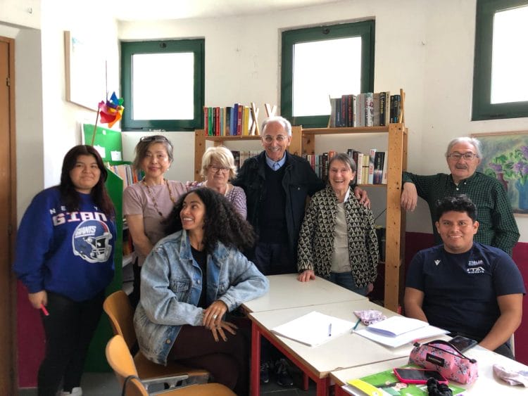 Giansandro Barzaghi di Nonunodimeno alla Pagoda di Piazza Gramsci a Milano