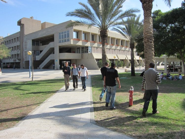 università israeliane libertà di parola, proposta di legge, accademico, maccartiana, Knesset, incitamento al terrorismo, indipendenza accademica, sicurezza, democrazia Ben_Gurion_University_of_the_Negev_-_IsraelMFA_39 1