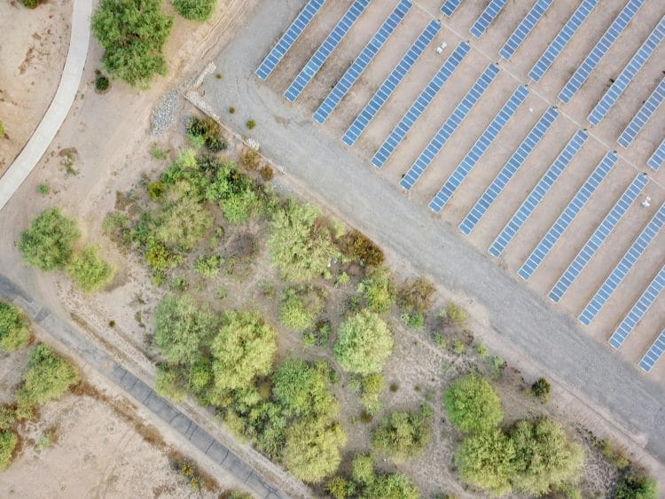 pannelli fotovoltaici in fiamme