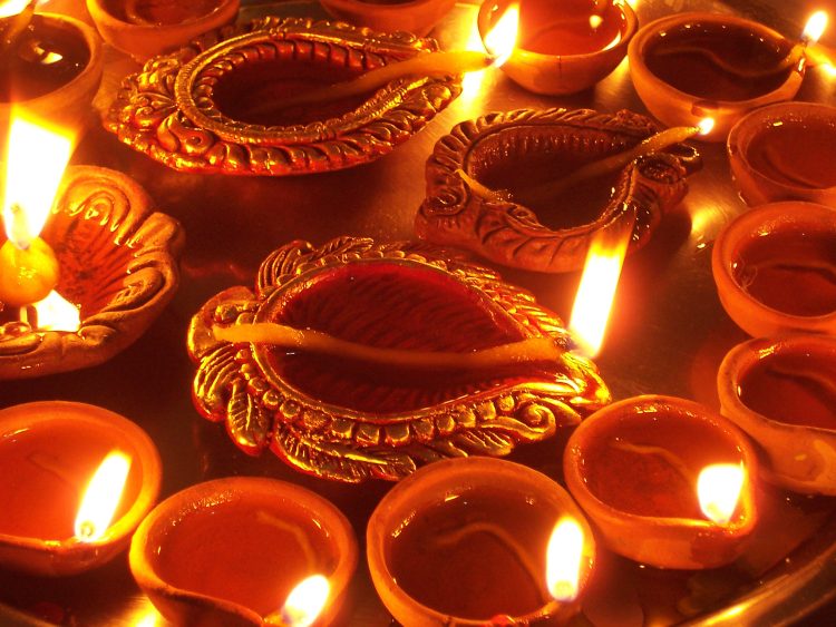 Diwali, Deepavali, festa delle luci, vittoria del bene,