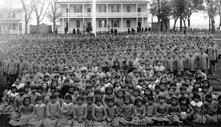 Trovati i resti di 38 bambini, Immaculate Conception Mission, Crow Creek, South Dakota